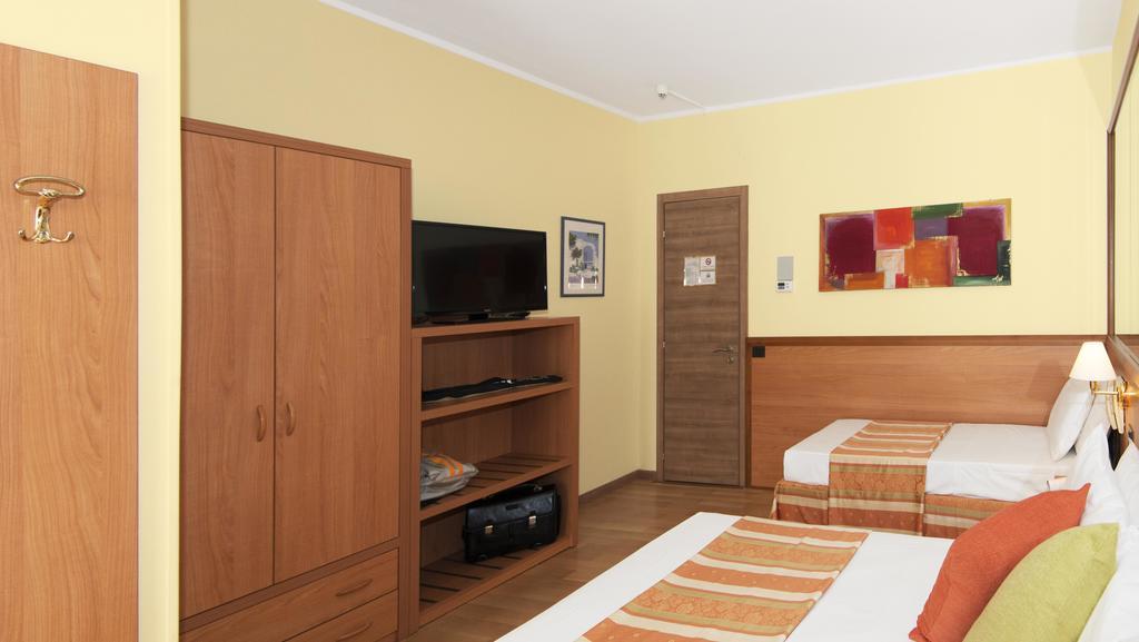 Hotel Al Prater Lignano Sabbiadoro Exterior foto