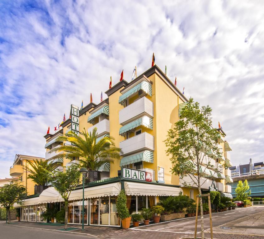Hotel Al Prater Lignano Sabbiadoro Exterior foto